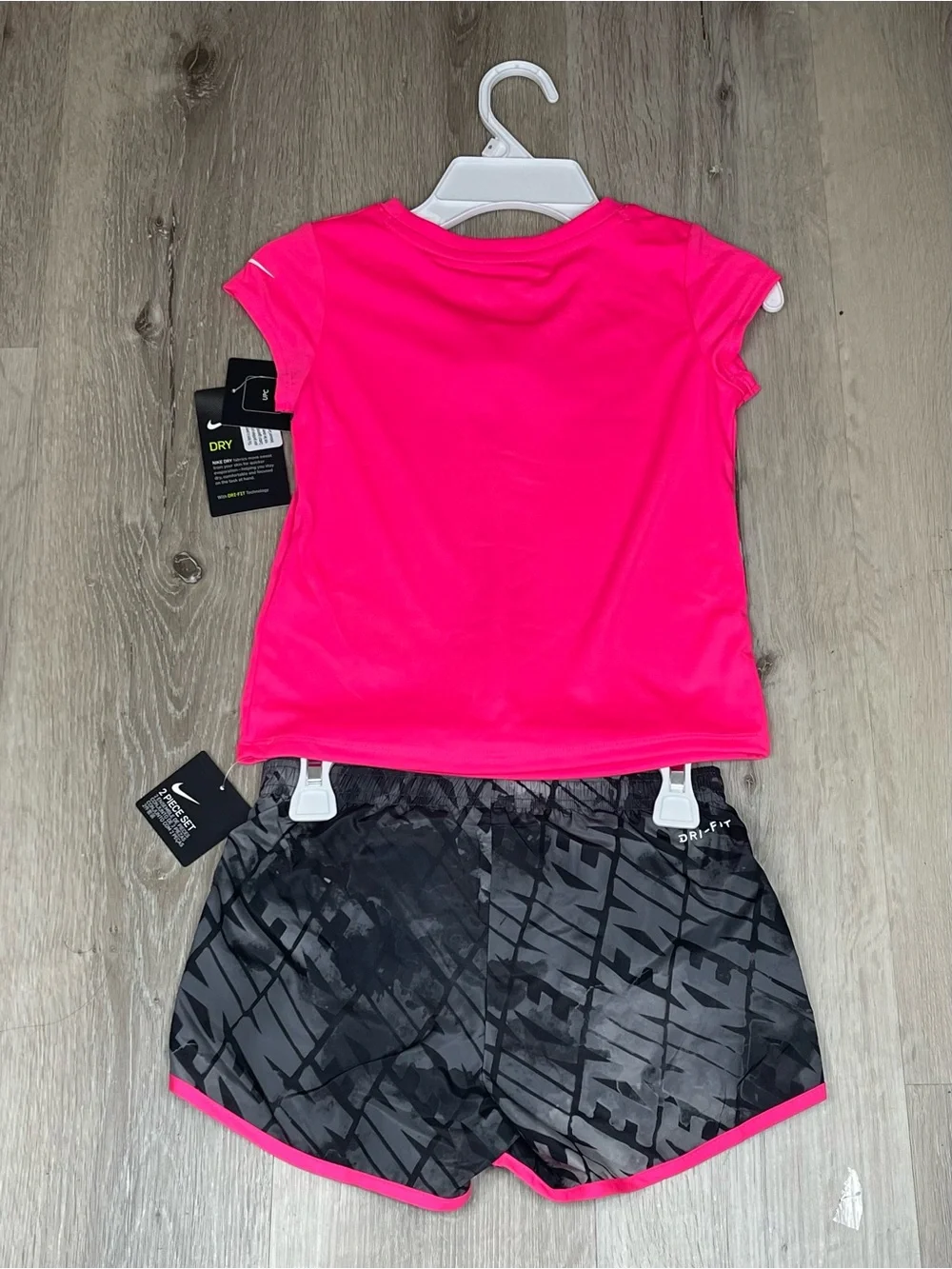 Nike Girls’ 2-Piece Dri-FIT Set (Size 6 / 5-6 years / 110-116 cm)
